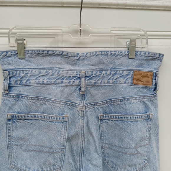 American Eagle Fold Over Waist Mom Jean Distressed Light Blue Size 10 - Picture 9 of 13